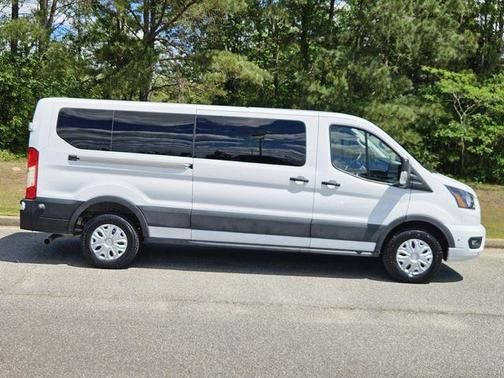 2024 Ford Transit-350 XLT