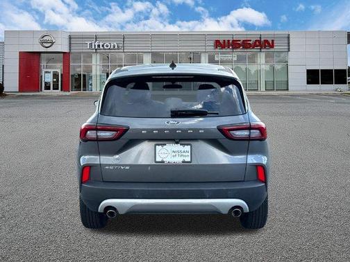 Gray Metallic 2025 Ford Escape Active