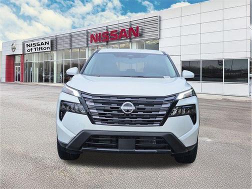 Everest White P 2026 Nissan Rogue SV