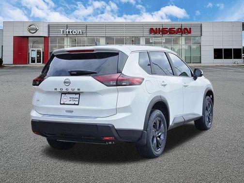 Everest White P 2026 Nissan Rogue SV