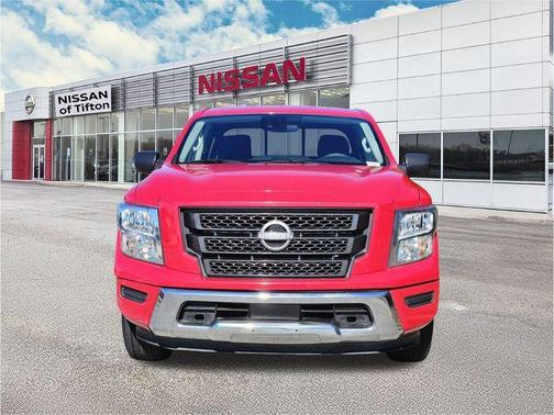 2023 Nissan Titan SV