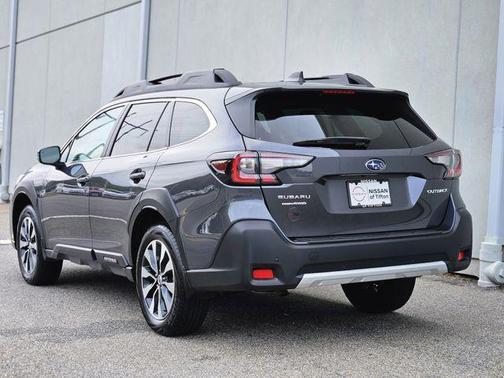 Magnetite Gray Metallic 2024 Subaru Outback Limited