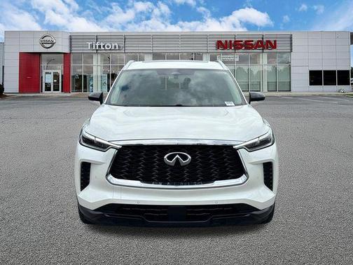 Majestic White 2023 INFINITI QX60 Luxe