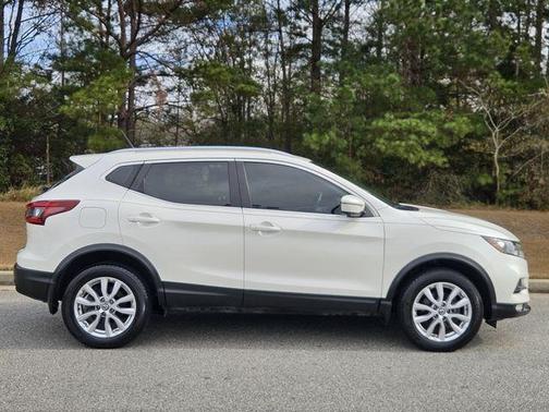 2020 Nissan Rogue Sport SV