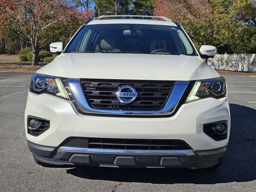 2020 Nissan Pathfinder Platinum
