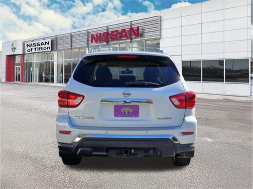 2020 Nissan Pathfinder Platinum