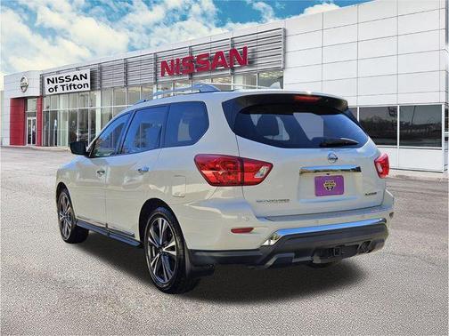 2020 Nissan Pathfinder Platinum