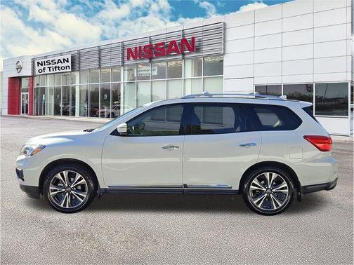 2020 Nissan Pathfinder Platinum