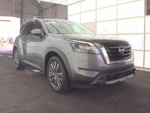 Gun Metallic 2023 Nissan Pathfinder SL