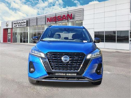 2021 Nissan Kicks SR