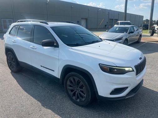 Bright White Clearcoat 2021 Jeep Cherokee Latitude Lux