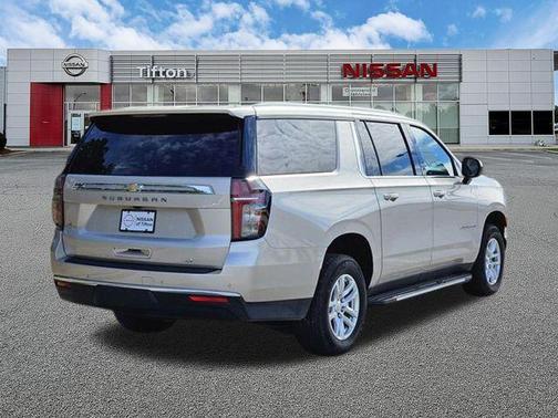 Beige Metallic 2024 Chevrolet Suburban LT