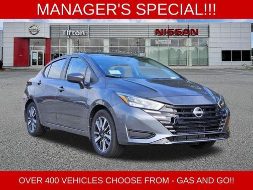 Gun Metallic 2025 Nissan Versa 1.6 SV