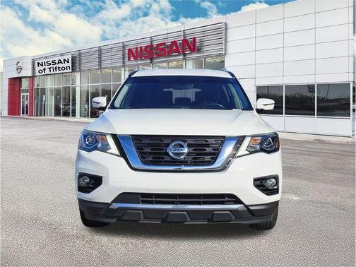 2020 Nissan Pathfinder SV