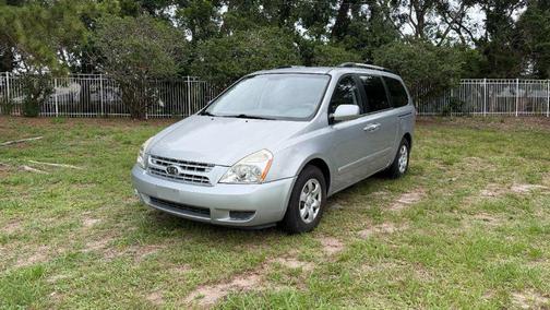 Titanium 2010 Kia Sedona LX