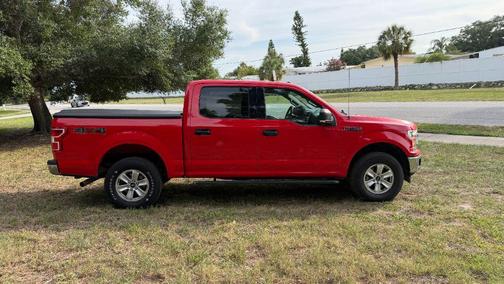 RED 2018 Ford F-150 XLT