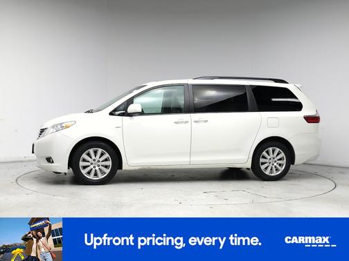 White 2017 Toyota Sienna XLE