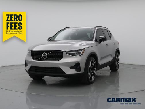 Silver 2023 Volvo XC40 B5 Ultimate Dark Theme