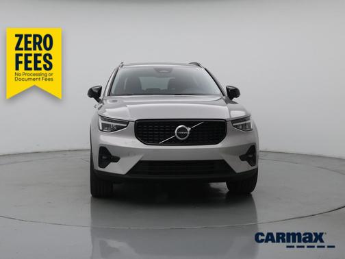 Silver 2023 Volvo XC40 B5 Ultimate Dark Theme