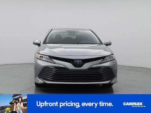 2019 Toyota Camry Hybrid XLE
