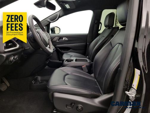 Black 2025 Chrysler Pacifica Select