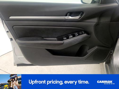 2023 Nissan Altima SV