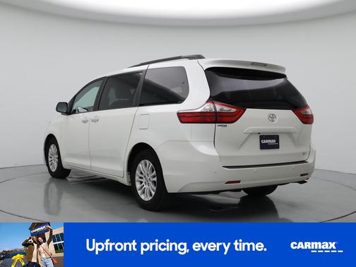 2016 Toyota Sienna XLE
