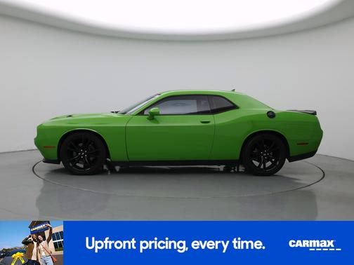 2017 Dodge Challenger SXT Plus