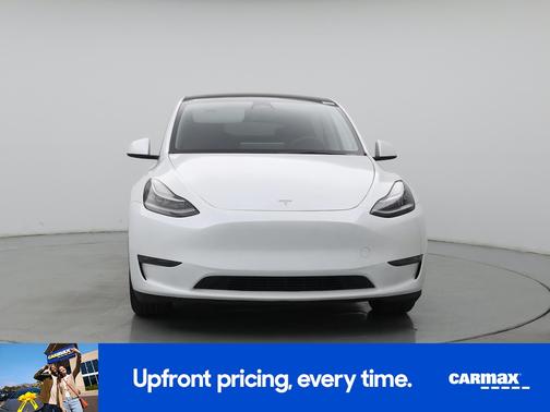 White 2023 Tesla Model Y