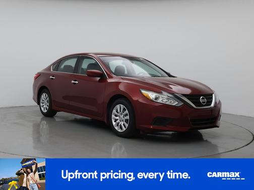 Red 2016 Nissan Altima S