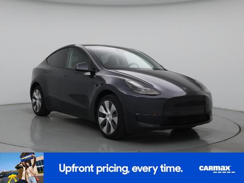 Gray 2024 Tesla Model Y Long Range