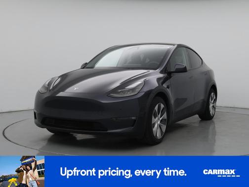 Gray 2024 Tesla Model Y Long Range