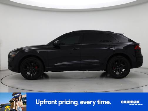 Black 2019 Audi Q8 Prestige