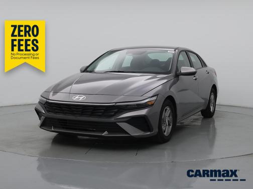 Gray 2024 Hyundai ELANTRA SE