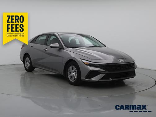 Gray 2024 Hyundai ELANTRA SE