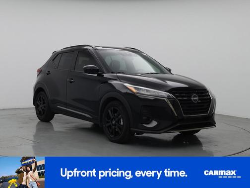 Black 2023 Nissan Kicks SR