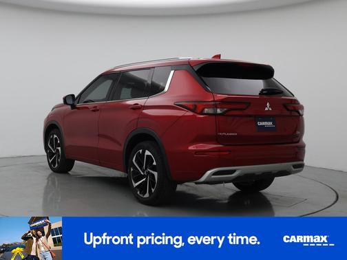 Burgundy 2022 Mitsubishi Outlander SEL
