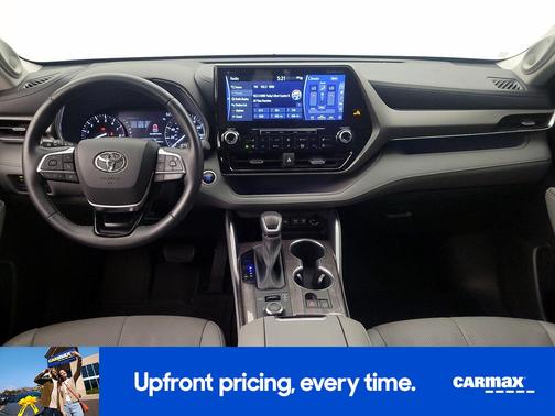 White 2020 Toyota Highlander Limited