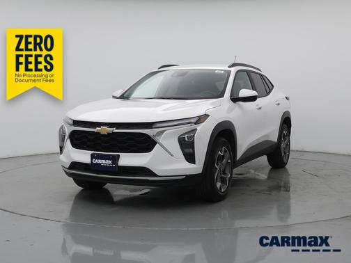 White 2025 Chevrolet Trax LT