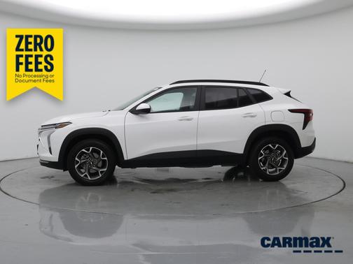White 2025 Chevrolet Trax LT