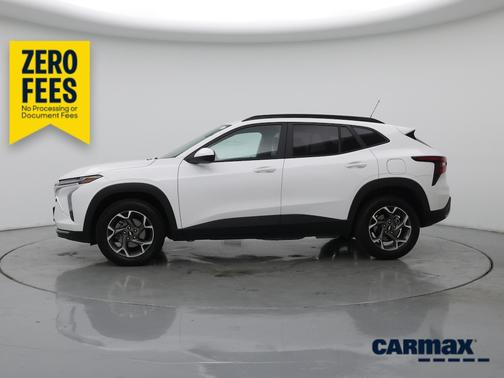White 2025 Chevrolet Trax LT