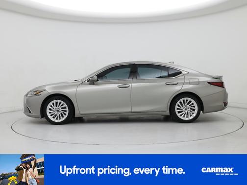 2020 Lexus ES 300h Luxury