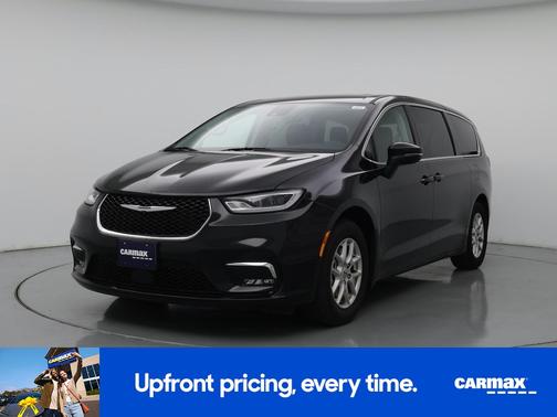 Black 2023 Chrysler Pacifica Touring L
