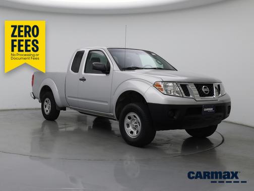 Gray 2016 Nissan Frontier S