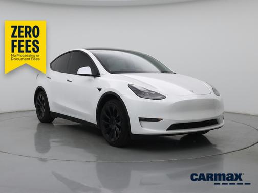 White 2025 Tesla Model Y Long Range
