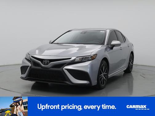 Silver 2023 Toyota Camry SE