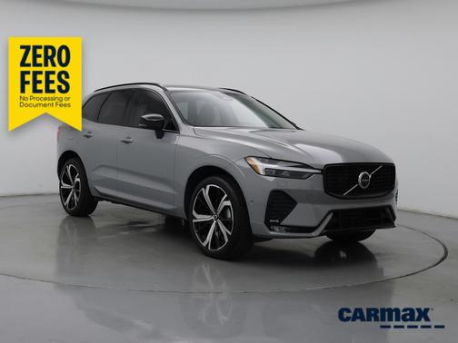 Black 2025 Volvo XC60 B5 Ultra Black Edition