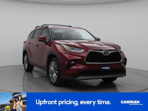 Red 2022 Toyota Highlander Hybrid Platinum