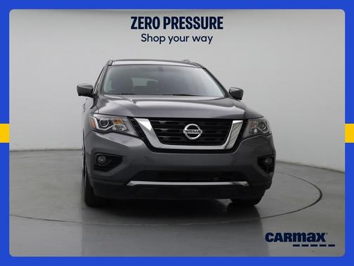 Gray 2018 Nissan Pathfinder SL
