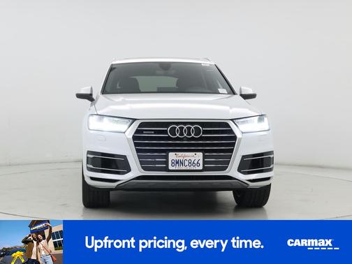 White 2019 Audi Q7 Premium Plus